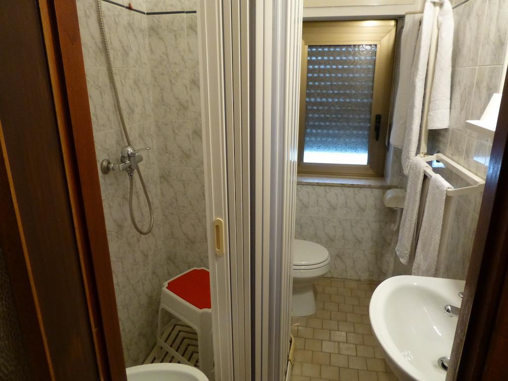 Hotel Beau Sejour Giampietro Andrea Sarre Zimmer foto